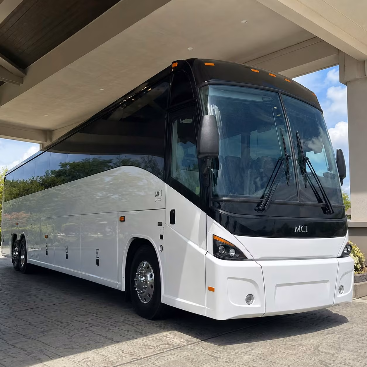 call to book charter buses for connecticut national guard and reserve unit events