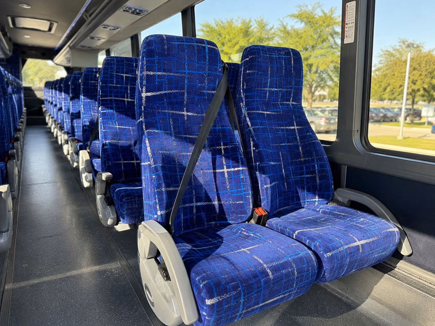 pre prom dinner shuttles and multi stop prom transportation in west hartford